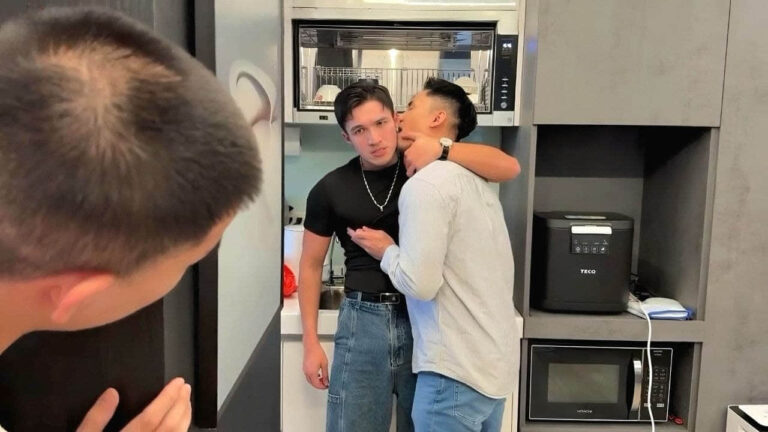 Uncle's Sex Education - Leo x Alantop x fqeec